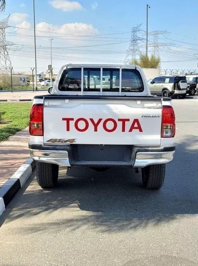 Toyota Hilux GL HILUX 2.7L AT 2024-6