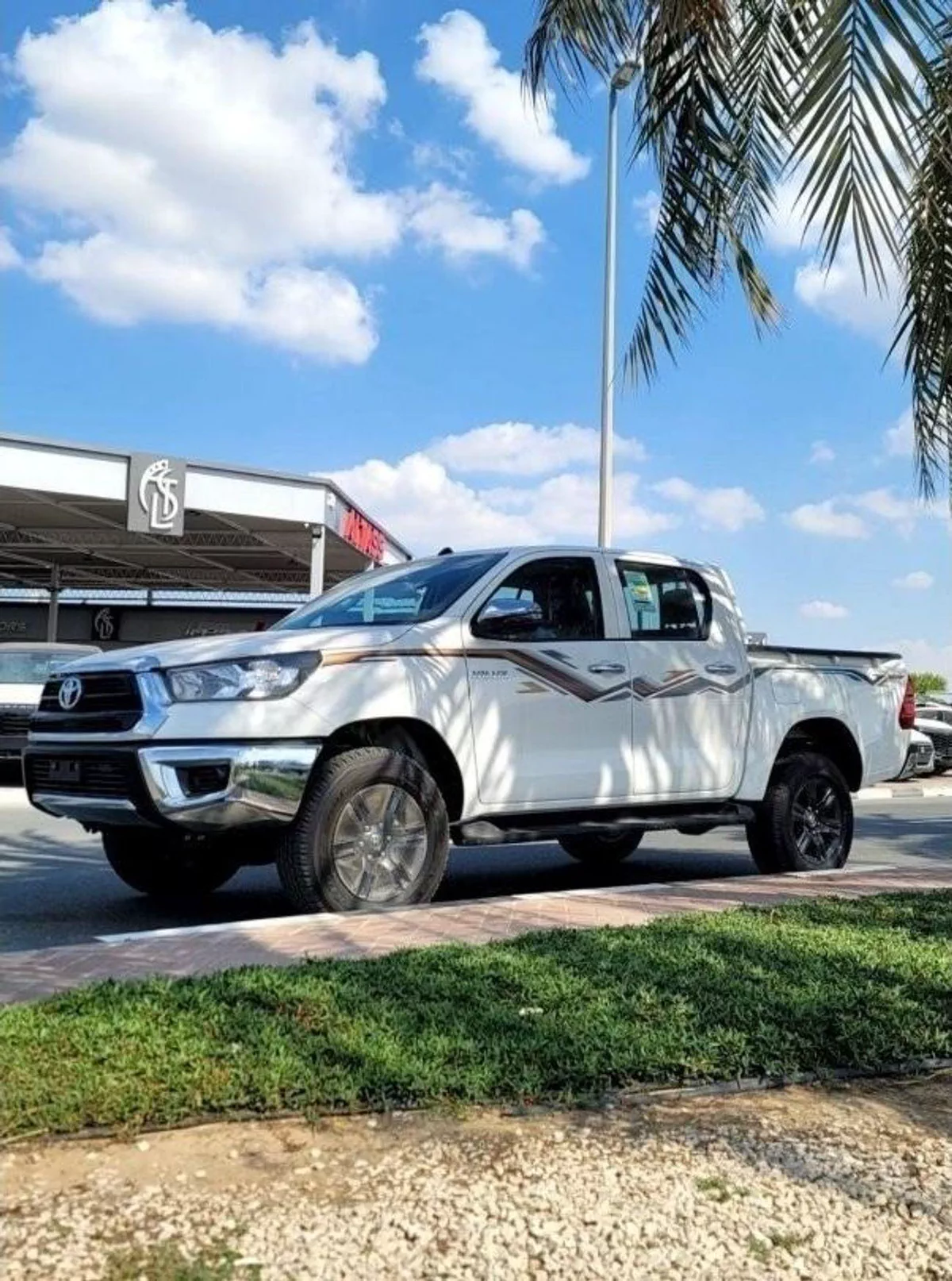 Toyota Hilux GL HILUX 2.7L AT 2024-2-0