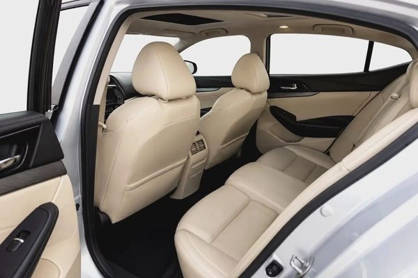 Nissan Maxima SV 2017 l 1 Owner l AED 1,013 / Monthly