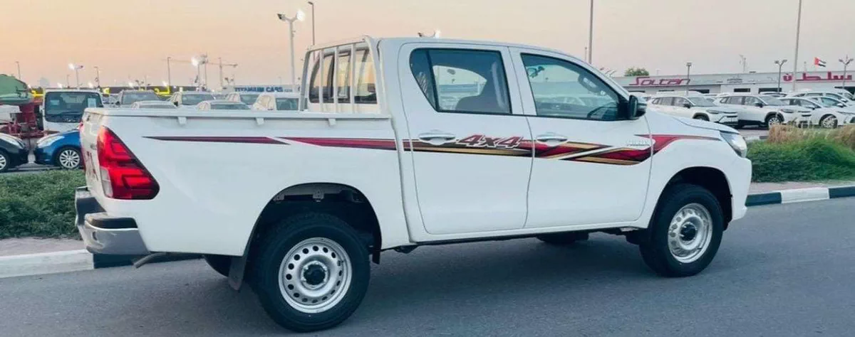 Toyota Hilux GLX GL 2.4L Double Cab Utility-3-0