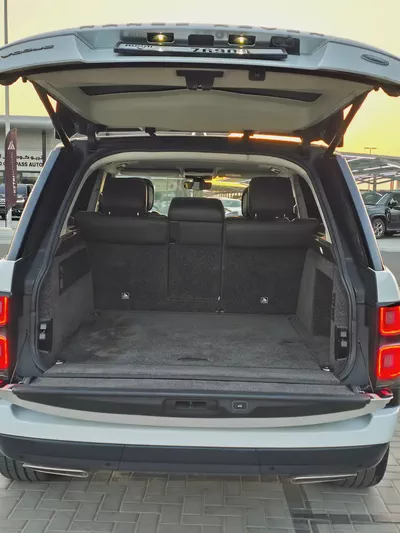 Land Rover Range Rover HSE 2021 European Specs-16