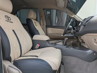 TOYOTA FORTUNER 2013 GCC V4 2.7L IN GOOD CONDITION-3