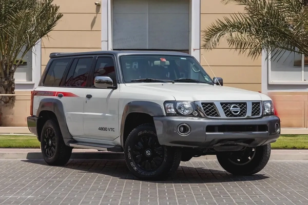 Nissan Patrol Safari Super Safari 2017 GCC Specs ll No paint No accident