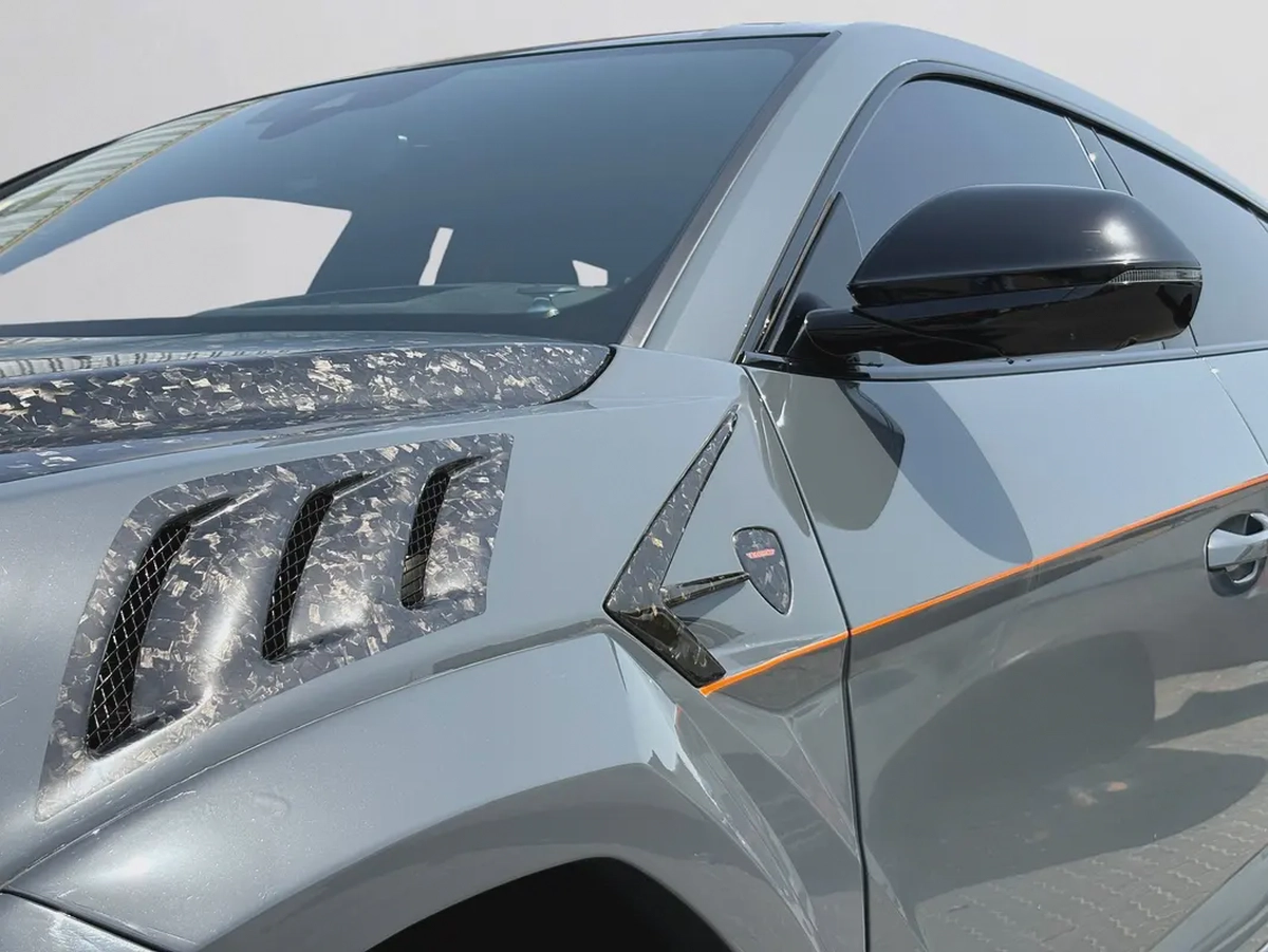 AED 12,780 P.M | 0% DOWN PAYMENT | LAMBORGHINI URUS MANSORY KIT | 4.0L TWIN-TURBO V8 | FULL SERVICE