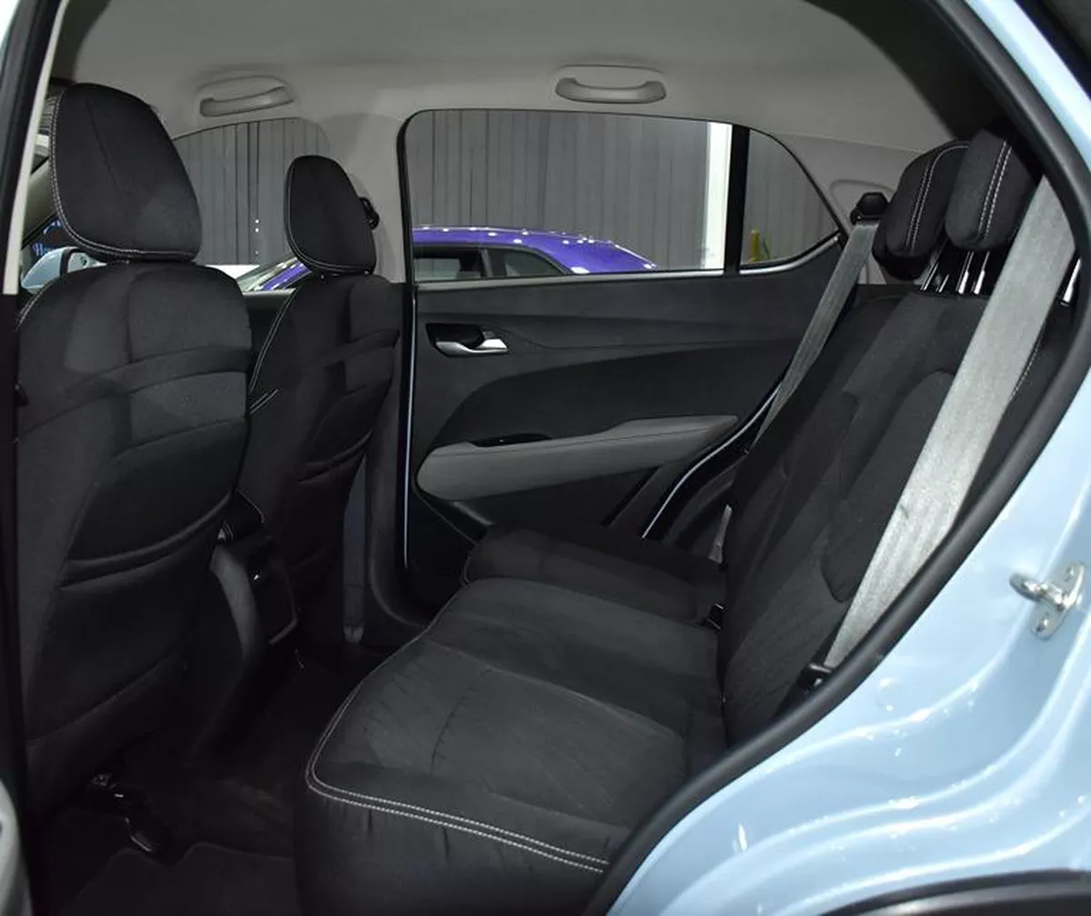 Chevrolet Groove LT ( 2023 Model ) in Blue Color GCC Specs-10-10