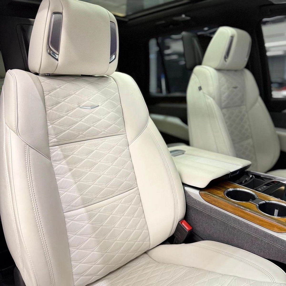 Cadillac Escalade Sport Platinum Cadillac Escalade Sport Platinum Full Option 2025 GCC specs | Warranty and service contract-16-0