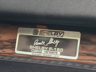 Ford F-150 Shelby 2018 GCC Specs | 755 HP | Perfect condition | 2 Keys | Orginal paint |-12