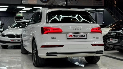 Audi Q5 2018 45 TFSI quattro S line | GCC Specs | Pristine Condition-4