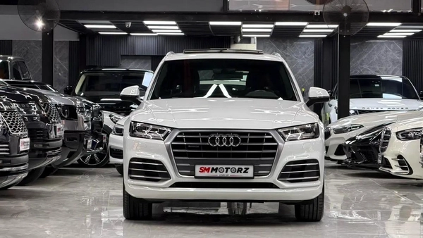 Audi Q5 2018 45 TFSI quattro S line | GCC Specs | Pristine Condition