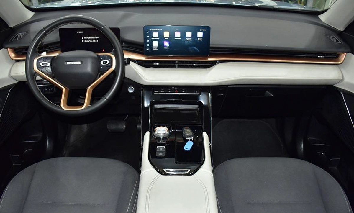 Haval H6 2.0 GDiT ( 2023 Model ) in Blue Color GCC Specs-3-3