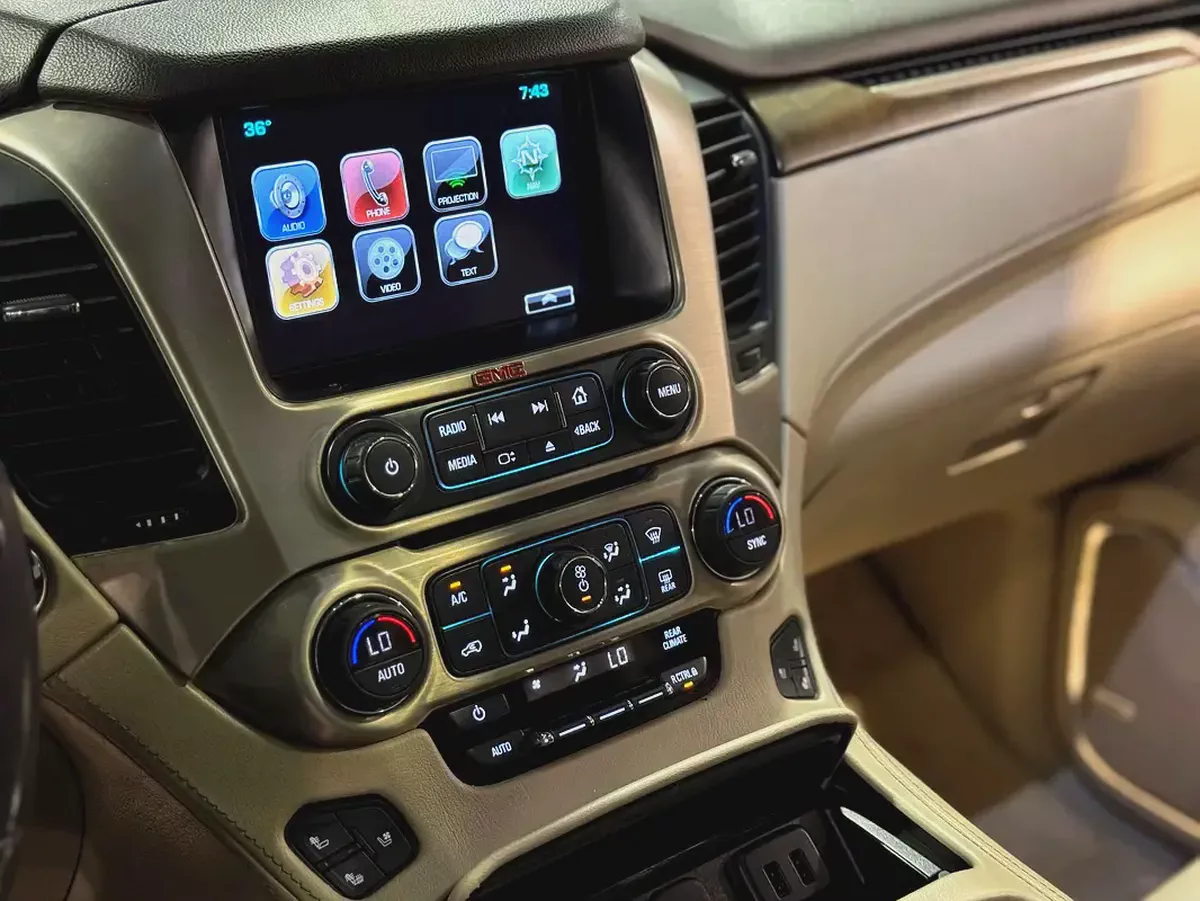 GMC Yukon Denali | 2019 | GCC Specs | Full Option | Pristine Condition-12-12