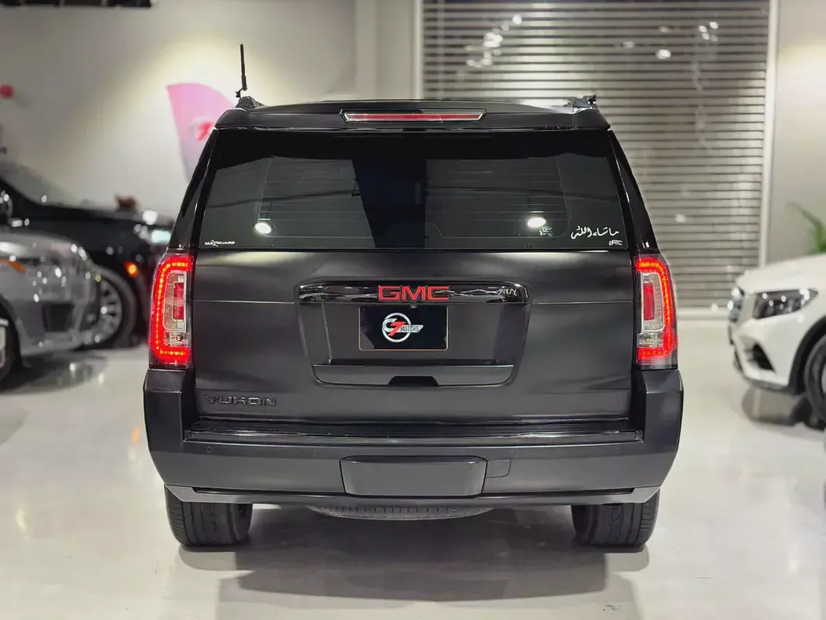 GMC Yukon Denali | 2019 | GCC Specs | Full Option | Pristine Condition-3-3