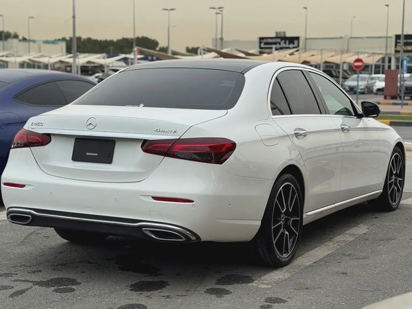 Mercedes-Benz E-Class E 400 4MATIC 2022 - Korean Specs