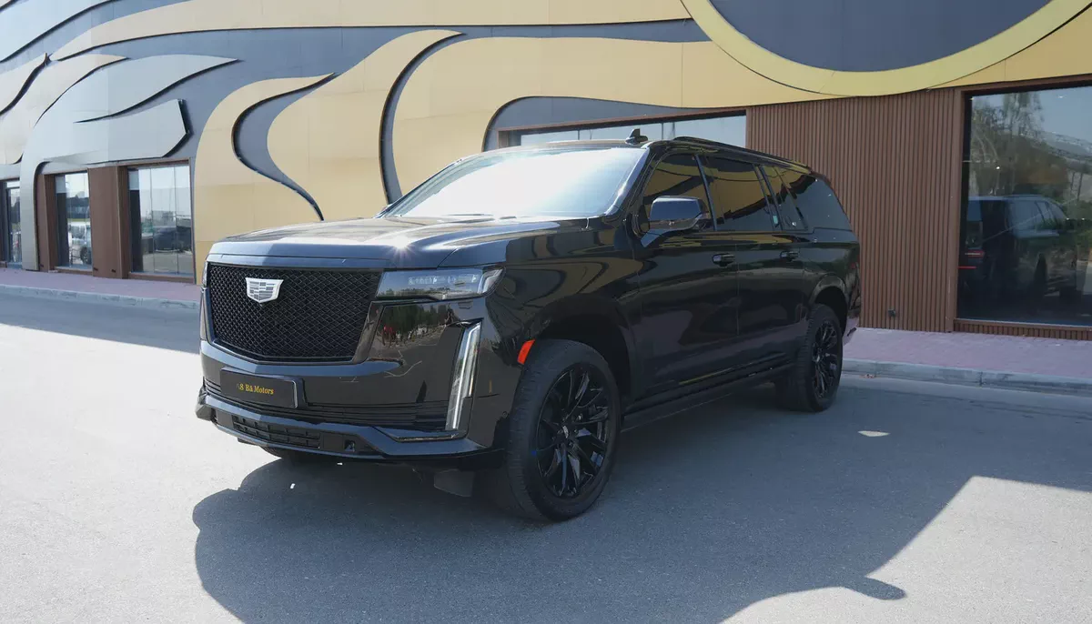 2022 Cadillac Escalade ESV | GCC Specs | Excellent Condition-2-2