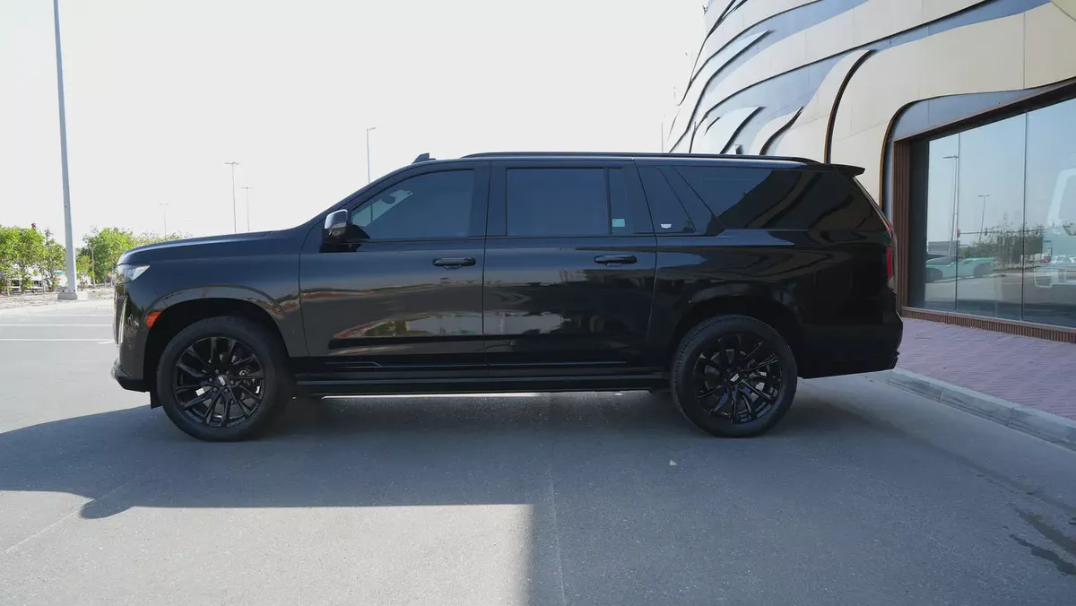 2022 Cadillac Escalade ESV | GCC Specs | Excellent Condition-6-6