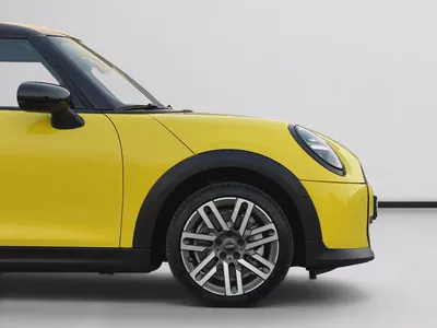 AED 1,760 P.M | 0% DOWN PAYMENT | MINI COOPER C | BRAND NEW | 2025 | GCC SPECS-9