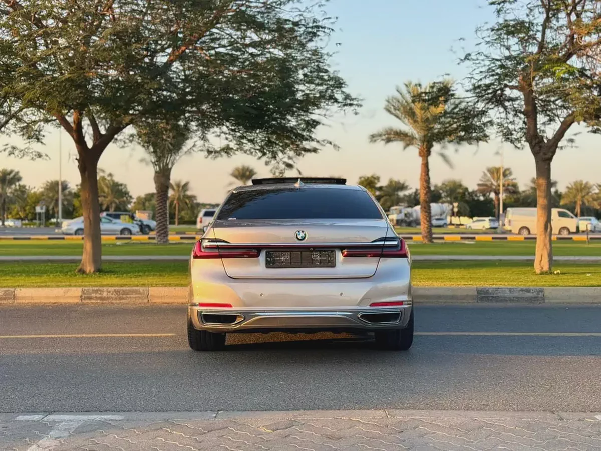 BMW 730 MODEL 2020 GCC SPACE FULL OPTION-8-8