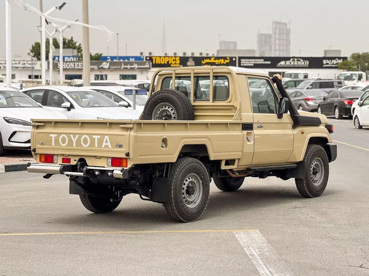 Toyota Land Cruiser Pick Up  EXPORT ONLY - Toyota LC79 4.0L Petrol A/T-6-0