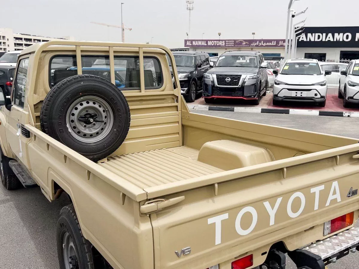 Toyota Land Cruiser Pick Up  EXPORT ONLY - Toyota LC79 4.0L Petrol A/T-8-0