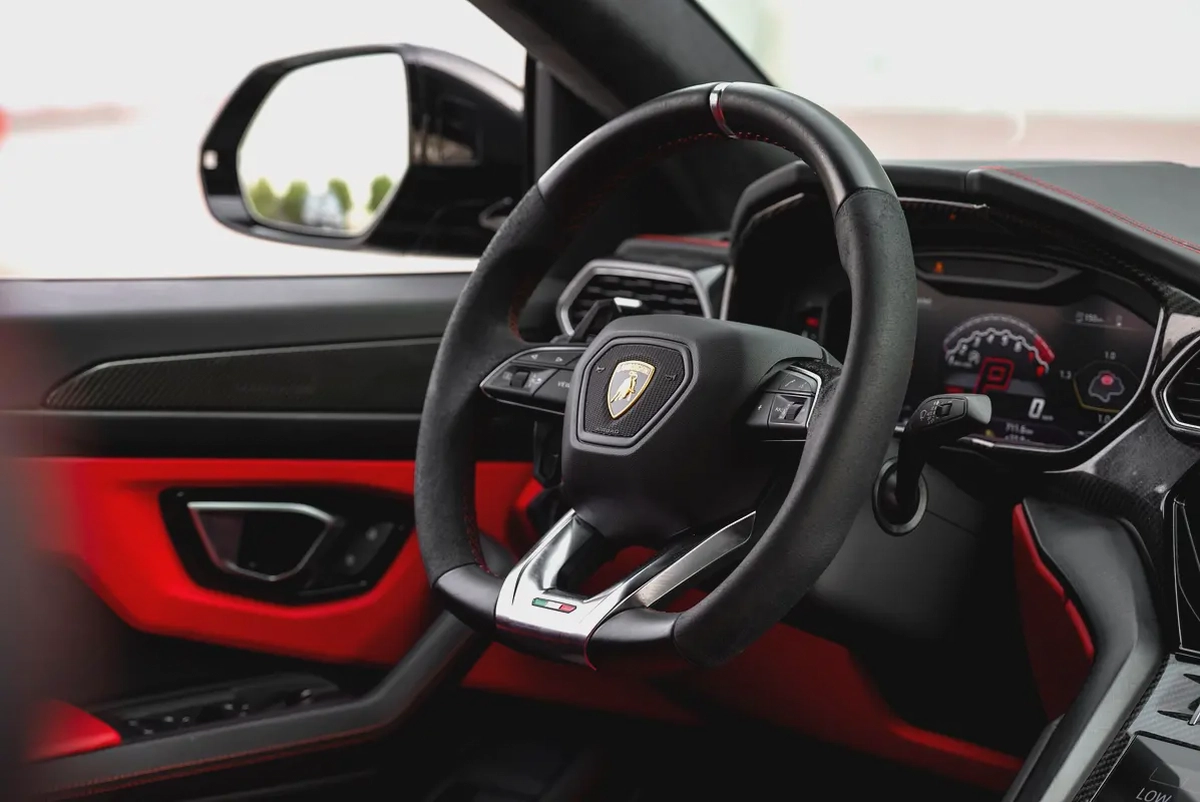 2021 Lamborghini Urus - Low Mileage