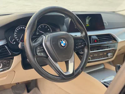 AED 950 Per Month | 2020 BMW 520i | GCC Specs | V4 2.0L engine Twin Turbo-5