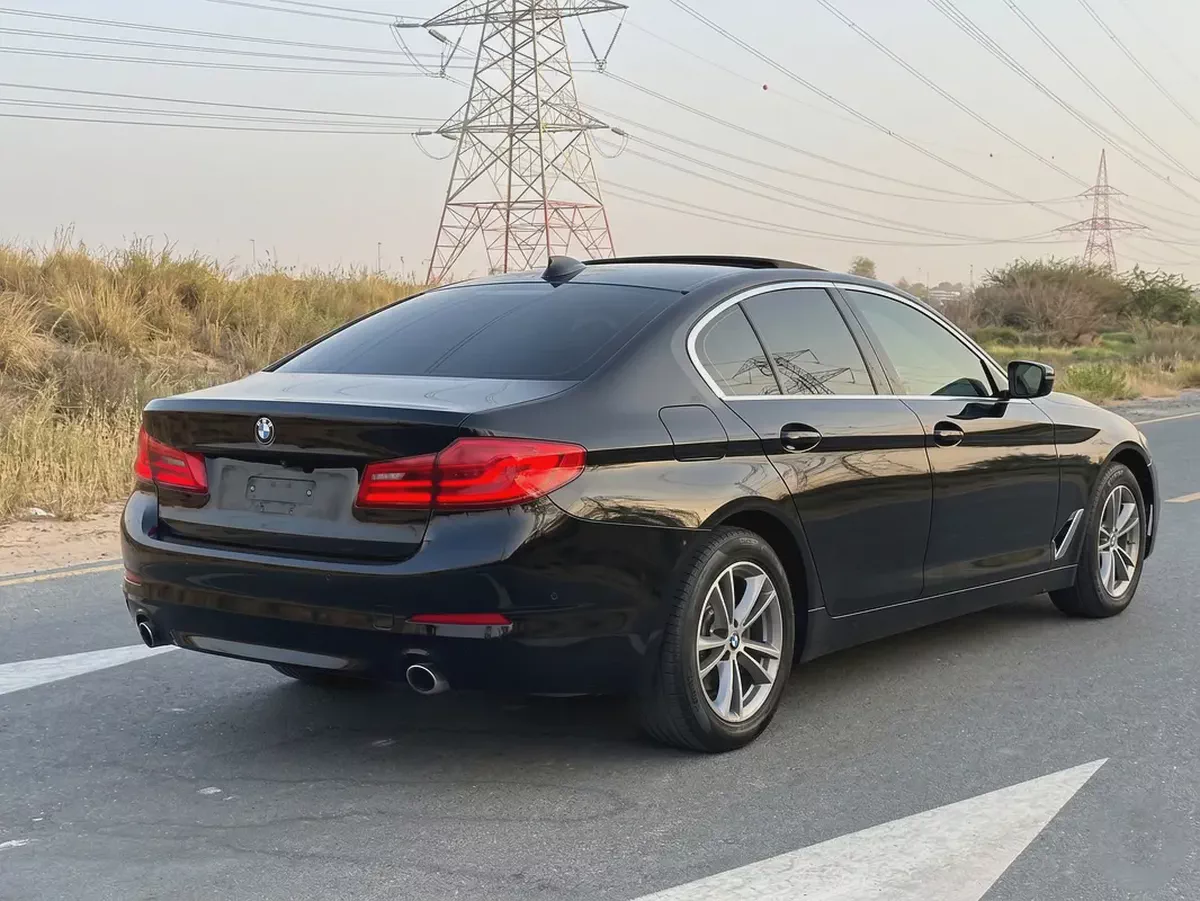 AED 950 Per Month | 2020 BMW 520i | GCC Specs | V4 2.0L engine Twin Turbo-2-2