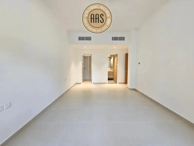 One Month Free Luxury 2-BHK Close to Park-3