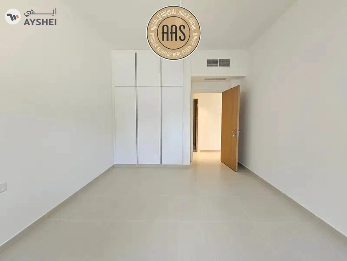 One Month Free Luxury 2-BHK Close to Park-6-6