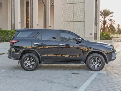 TOYOTA FORTUNER 2020 FACELIFTED 2025 GCC V4 2.7L IN EXCELLENT CONDITION-12