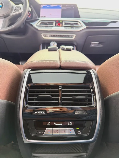BMW X5 xDrive40i رمادي / اسبريسو  2020 (خليجي)-12