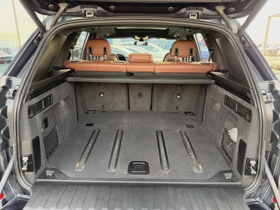 BMW X5 xDrive40i رمادي / اسبريسو  2020 (خليجي)-16
