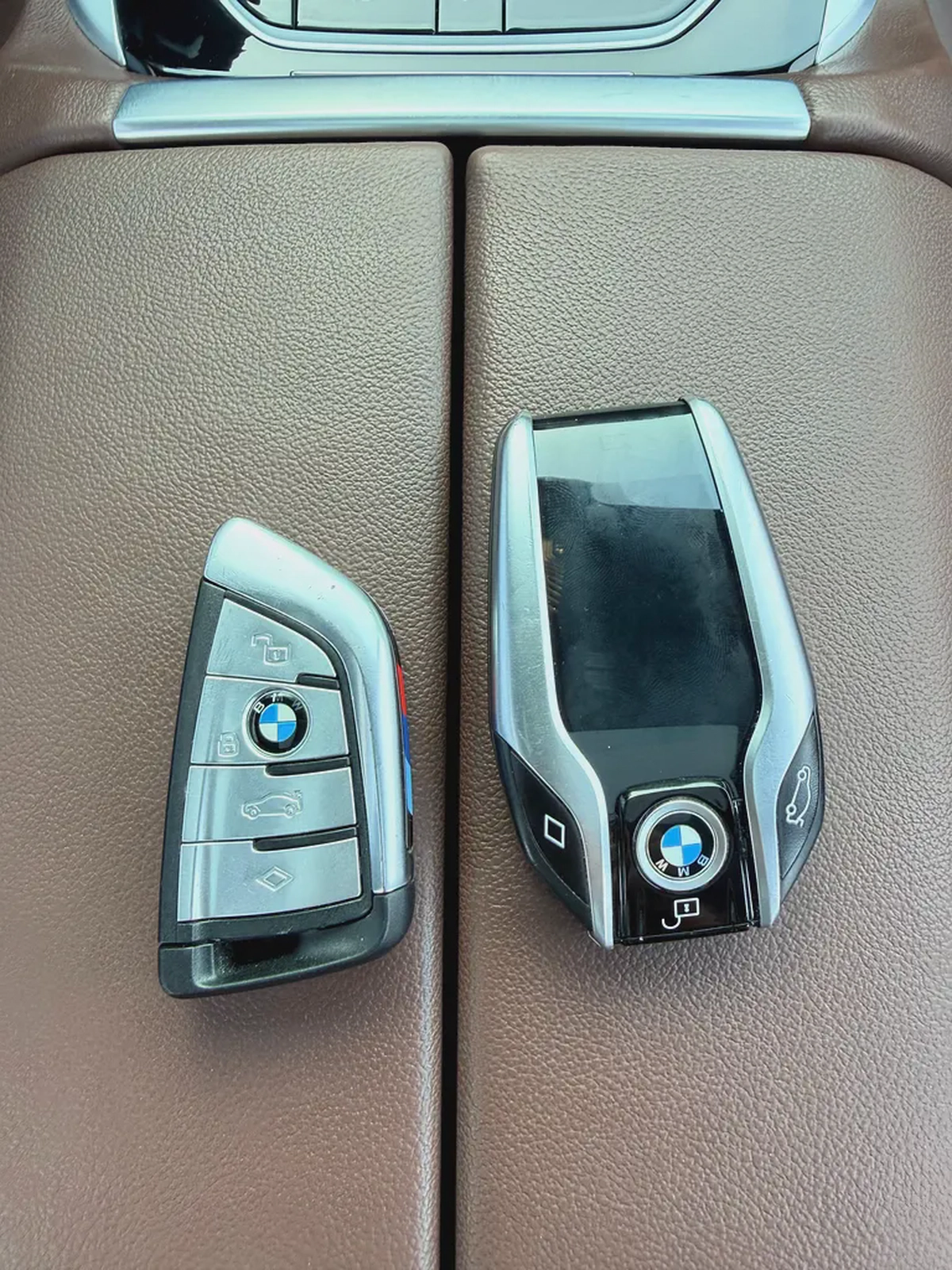 BMW X5 xDrive40i رمادي / اسبريسو  2020 (خليجي)-11-11