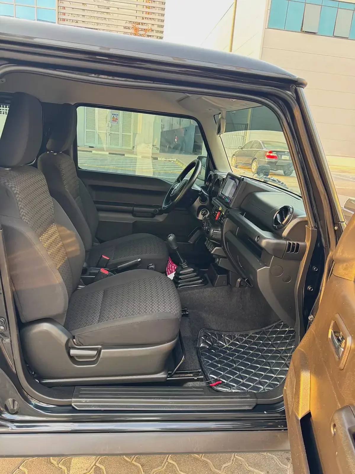 Suzuki JIMNY 2025 MT 2 doors FSH Warranty-8-8