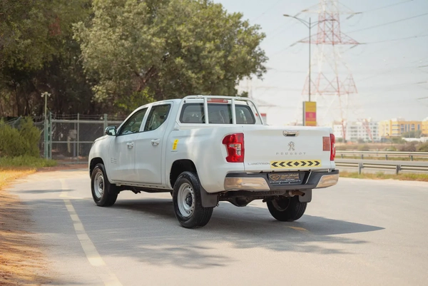 Landtrek | Double Cabin 4X2 Automatic | Petrol | GCC Specs | Ref#P07436