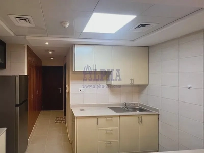 Bright, Spacious, upgraded and newly furnished studio-8