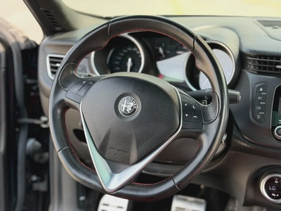 Pristine Condition | 2019 Alfa Romeo Giulietta Veloce | GCC Specs-5