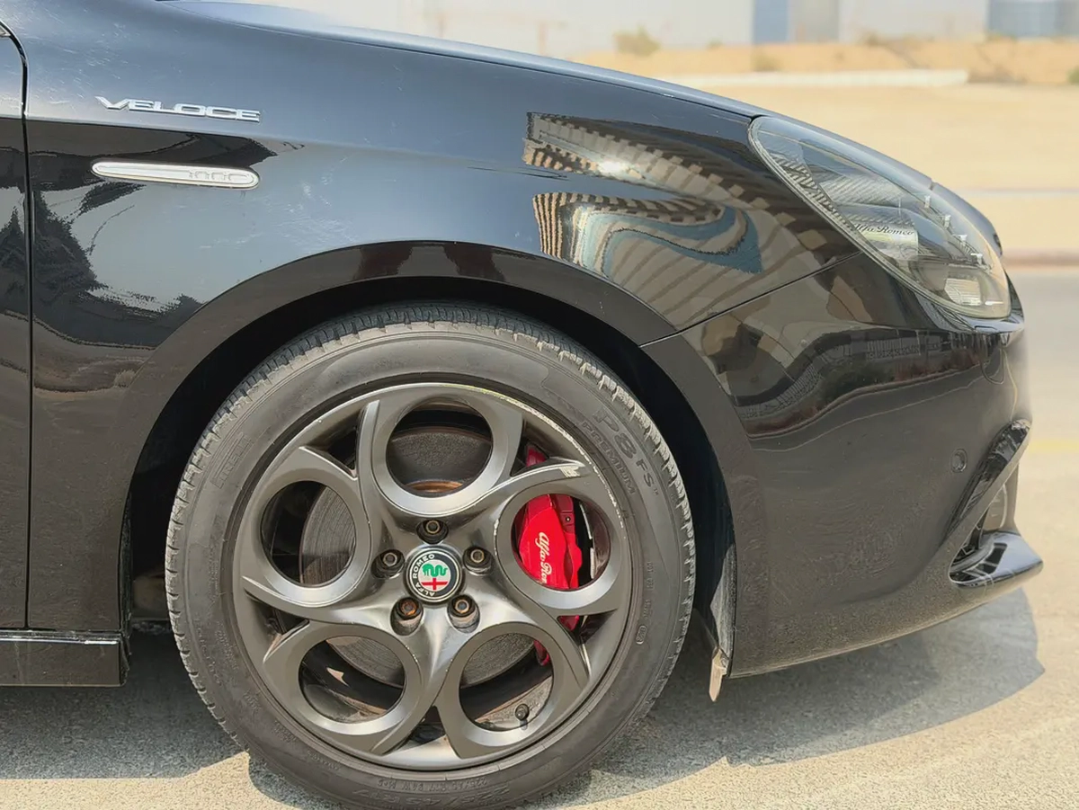 Pristine Condition | 2019 Alfa Romeo Giulietta Veloce | GCC Specs-3-3
