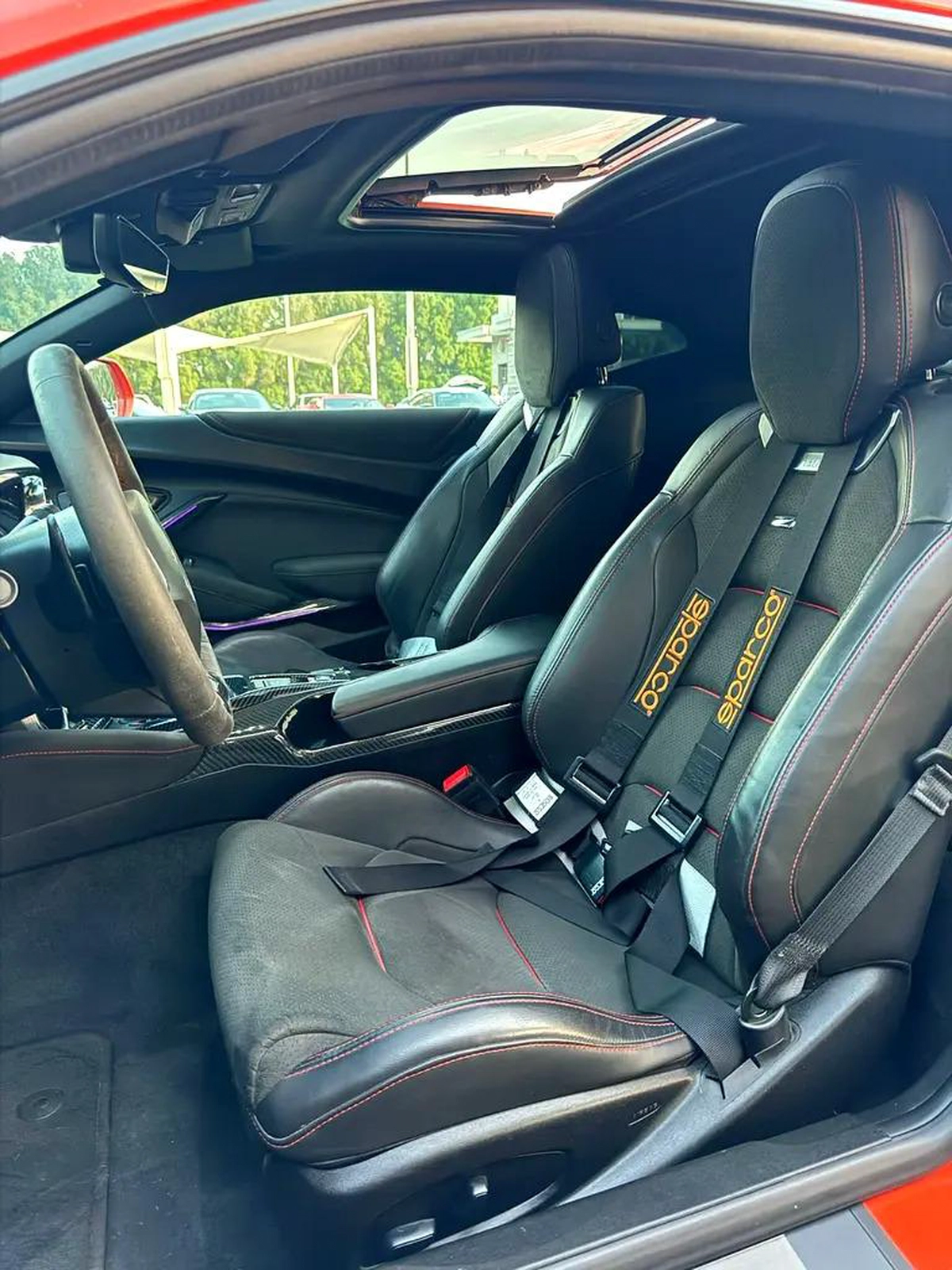 CHEVROLET CAMARO ZL1 GCC 2019 FULL OPTION ORIGINAL PAINT PERFECT CONDITION FULL SERVICE HISTORY-4-4