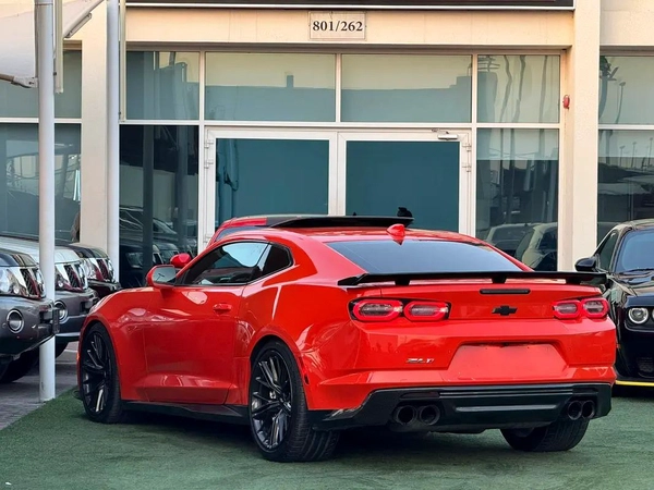 CHEVROLET CAMARO ZL1 GCC 2019 FULL OPTION ORIGINAL PAINT PERFECT CONDITION FULL SERVICE HISTORY