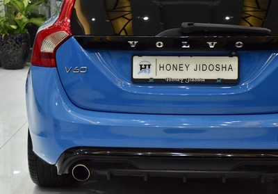 Volvo V60 Polestar T6 ( 2016 Model ) in Blue Color GCC Specs-12