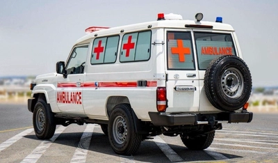 Toyota Land Cruiser 70 TOYOTA LAND CRUISER LC78 4.2L AMBULANCE-6