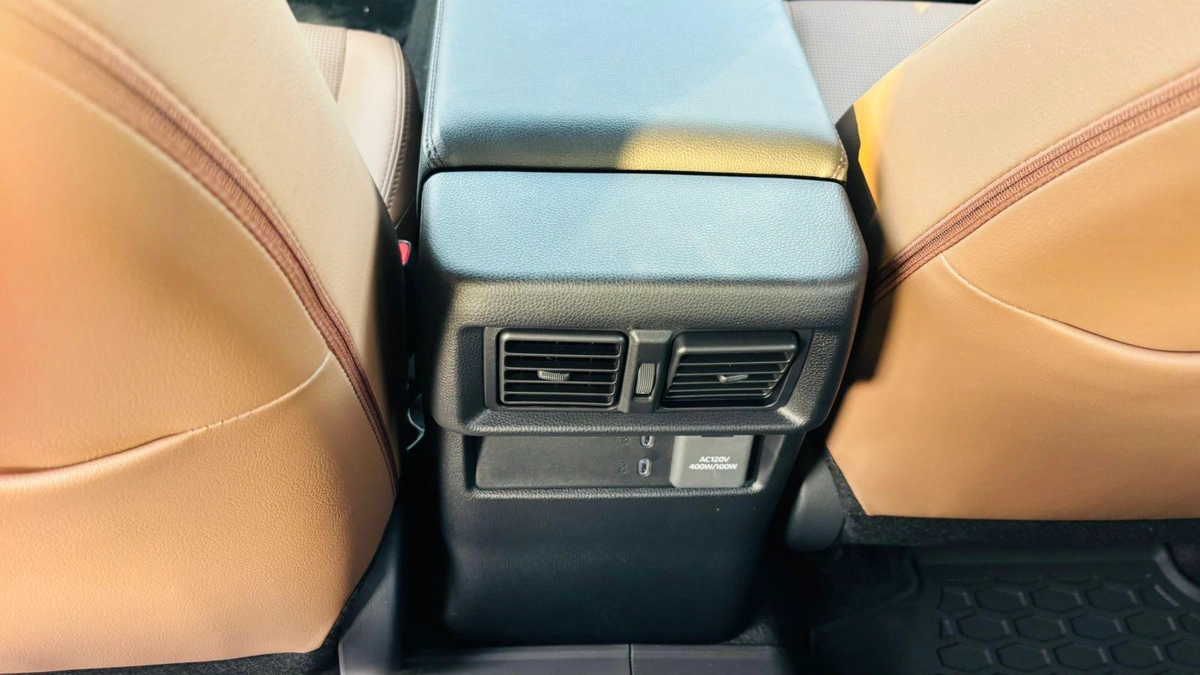 TOYOTA FORTUNER LIMITED 4.0L V6 PETROL 2026-1-1