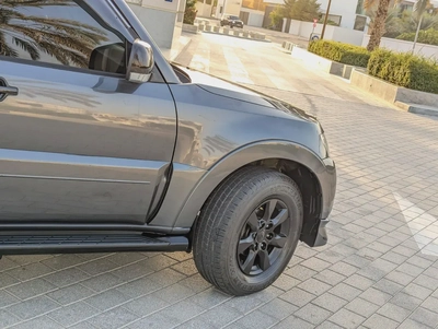 MITSUBISHI PAJERO 2017 GLS MID OPTION GCC IN EXCELLENT CONDITION-18