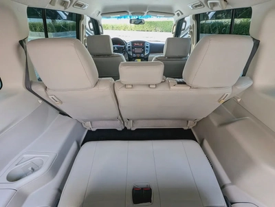 MITSUBISHI PAJERO 2017 GLS MID OPTION GCC IN EXCELLENT CONDITION-8