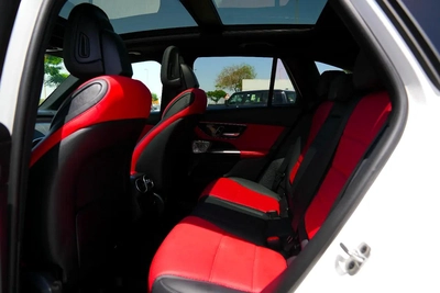 2024 Mercedes-Benz GLC 300 4MATIC | Luxury & Innovation | US Specs-2