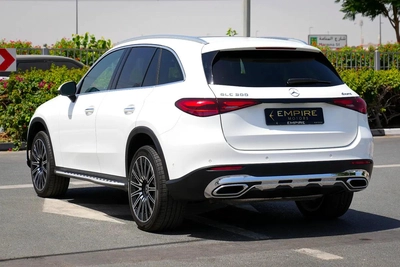 2024 Mercedes-Benz GLC 300 4MATIC | Luxury & Innovation | US Specs-1
