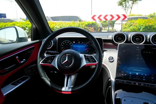 2024 Mercedes-Benz GLC 300 4MATIC | Luxury & Innovation | US Specs