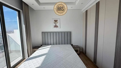 3bhk panthouse close to metro fully furnished rent only 240k-3