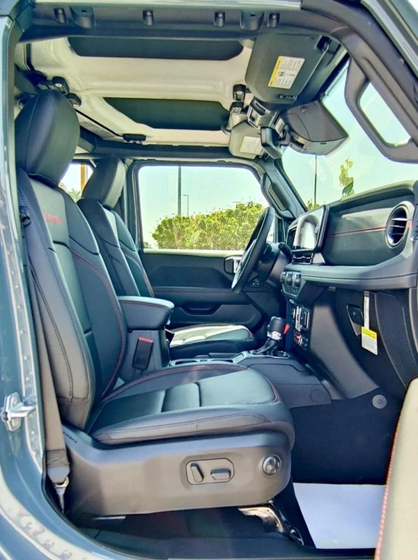 Jeep Wrangler Unlimited RUBICON 392 Unlimited Rubicon XTREME 4x4 2.0T Under Warranty 2026 GCC