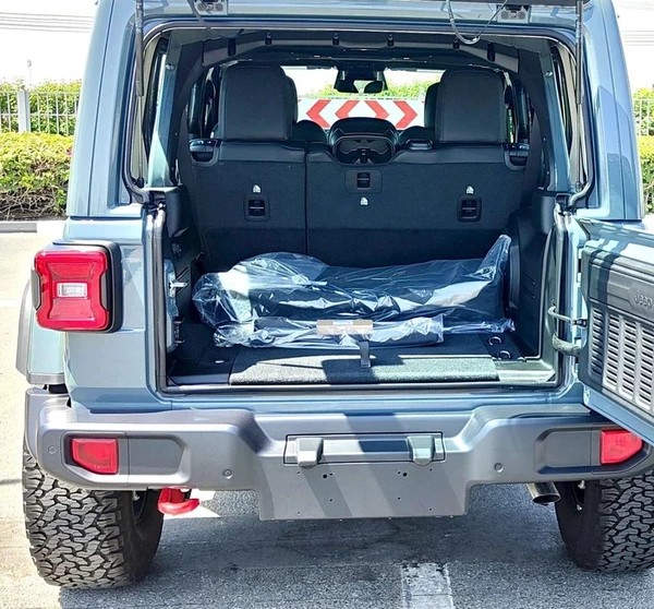 Jeep Wrangler Unlimited RUBICON 392 Unlimited Rubicon XTREME 4x4 2.0T Under Warranty 2026 GCC